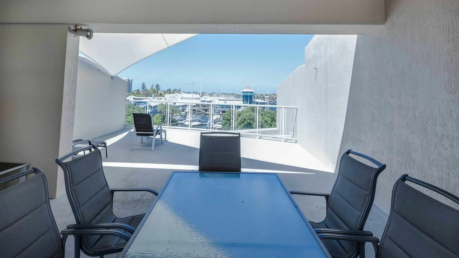 Sailport Mooloolaba Apartments מלון דירות